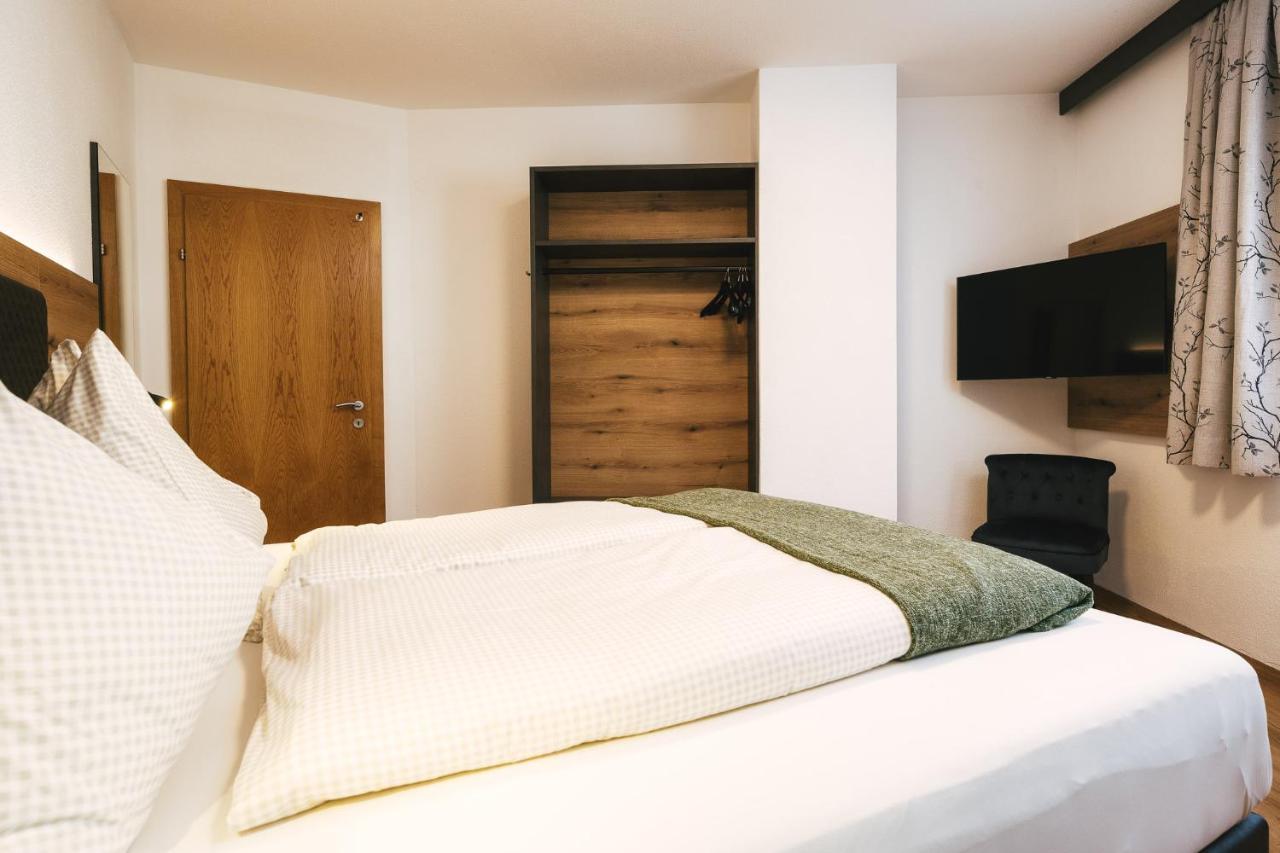 Camping Dreilaendereck Blockhuetten & Apartments Ried im Oberinntal Ngoại thất bức ảnh
