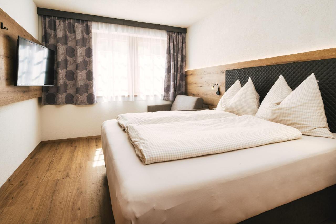 Camping Dreilaendereck Blockhuetten & Apartments Ried im Oberinntal Ngoại thất bức ảnh