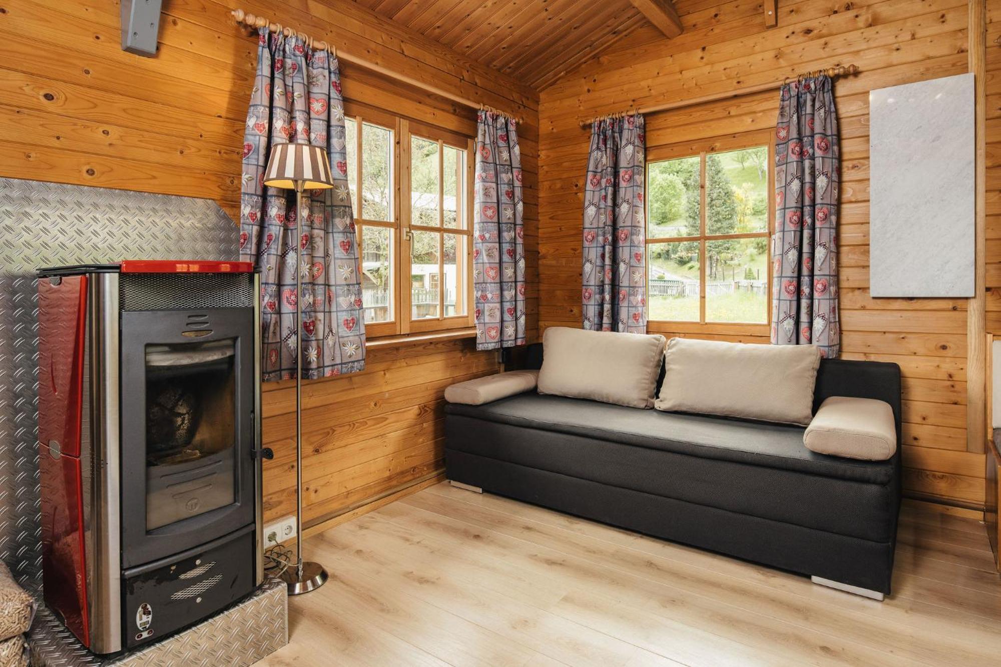 Camping Dreilaendereck Blockhuetten & Apartments Ried im Oberinntal Ngoại thất bức ảnh