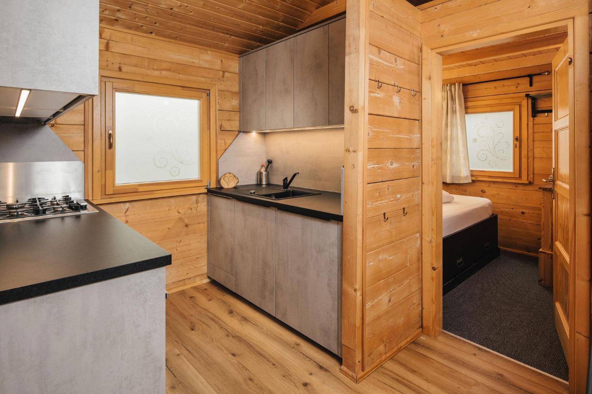 Camping Dreilaendereck Blockhuetten & Apartments Ried im Oberinntal Ngoại thất bức ảnh