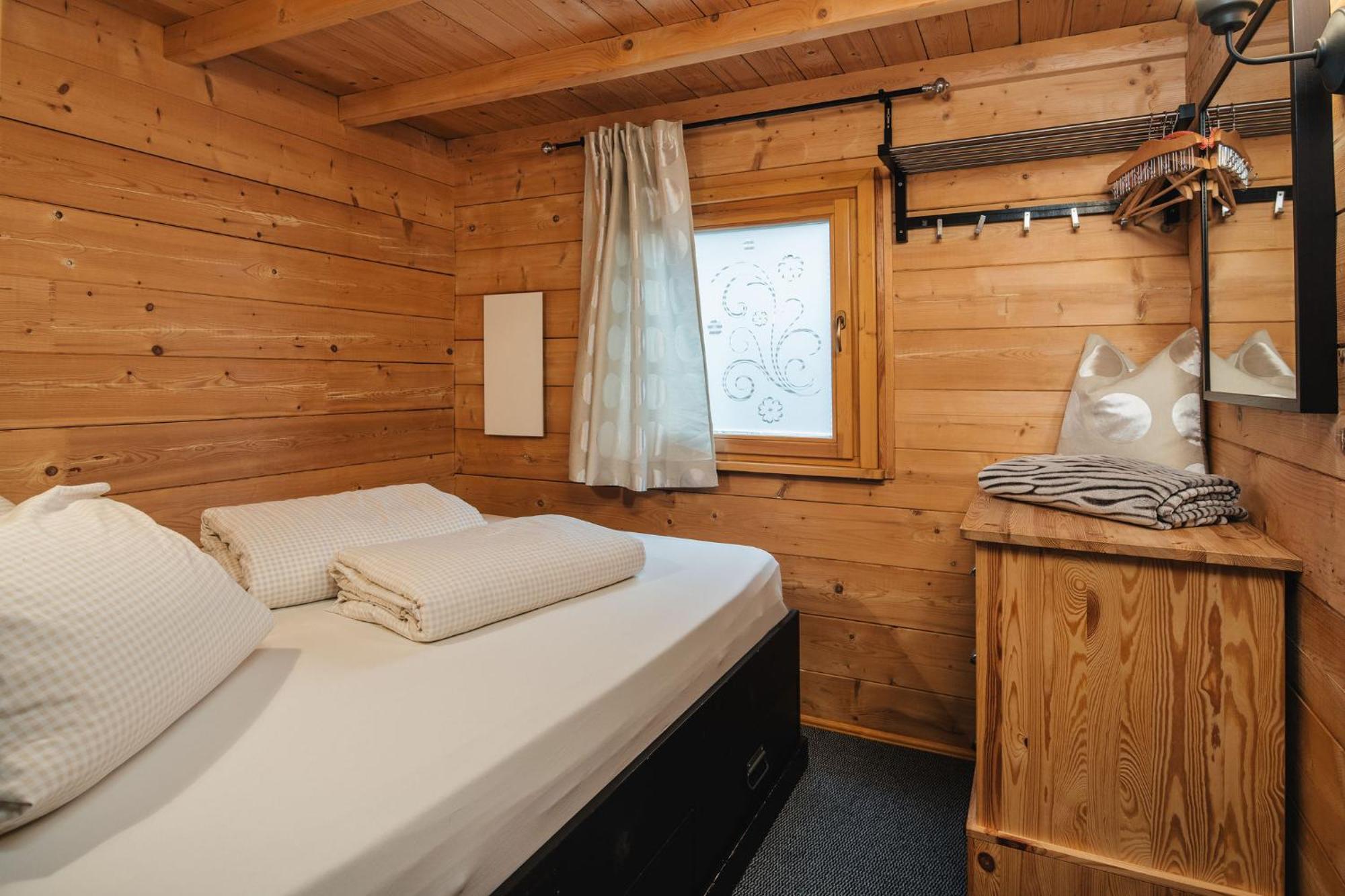 Camping Dreilaendereck Blockhuetten & Apartments Ried im Oberinntal Ngoại thất bức ảnh