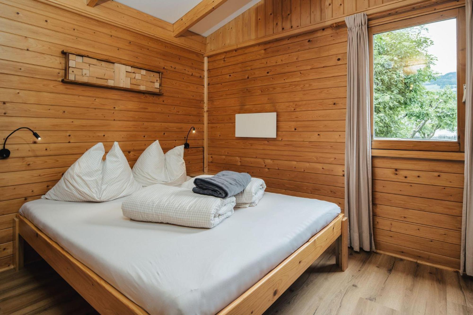 Camping Dreilaendereck Blockhuetten & Apartments Ried im Oberinntal Ngoại thất bức ảnh
